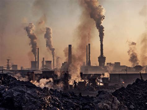 are factories shutting down in china